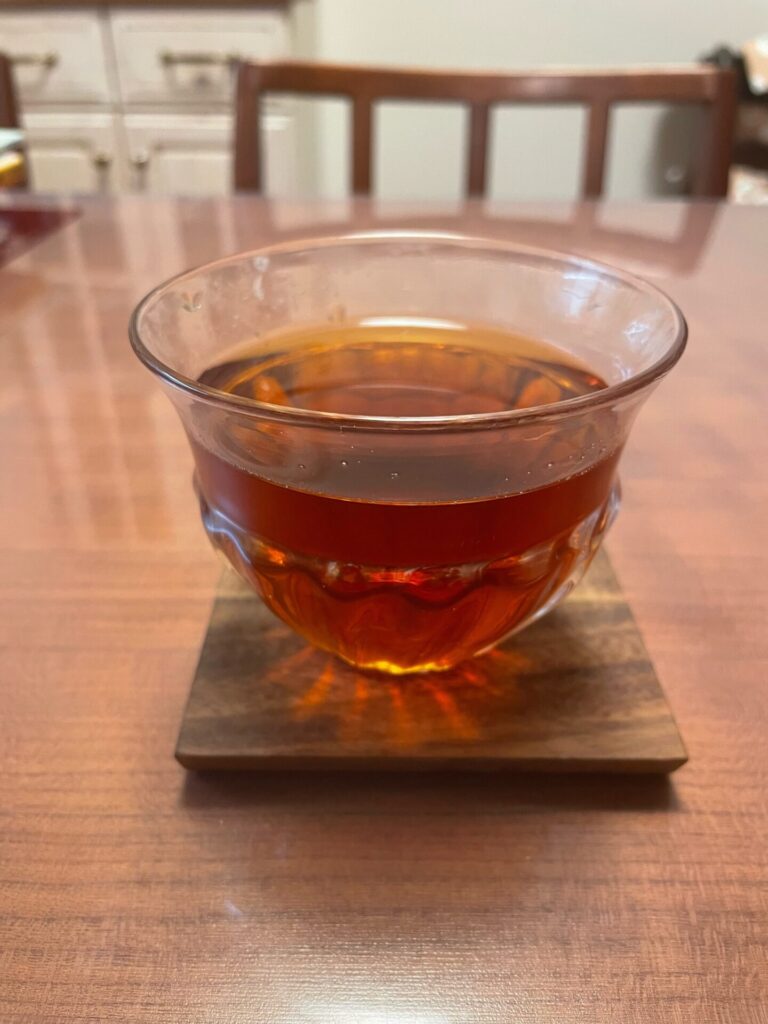 アールグレイ(中国産茶葉使用)の常温アイスティーの写真